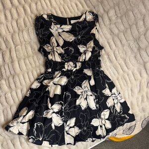 Elegant Floral Dress in Black and White